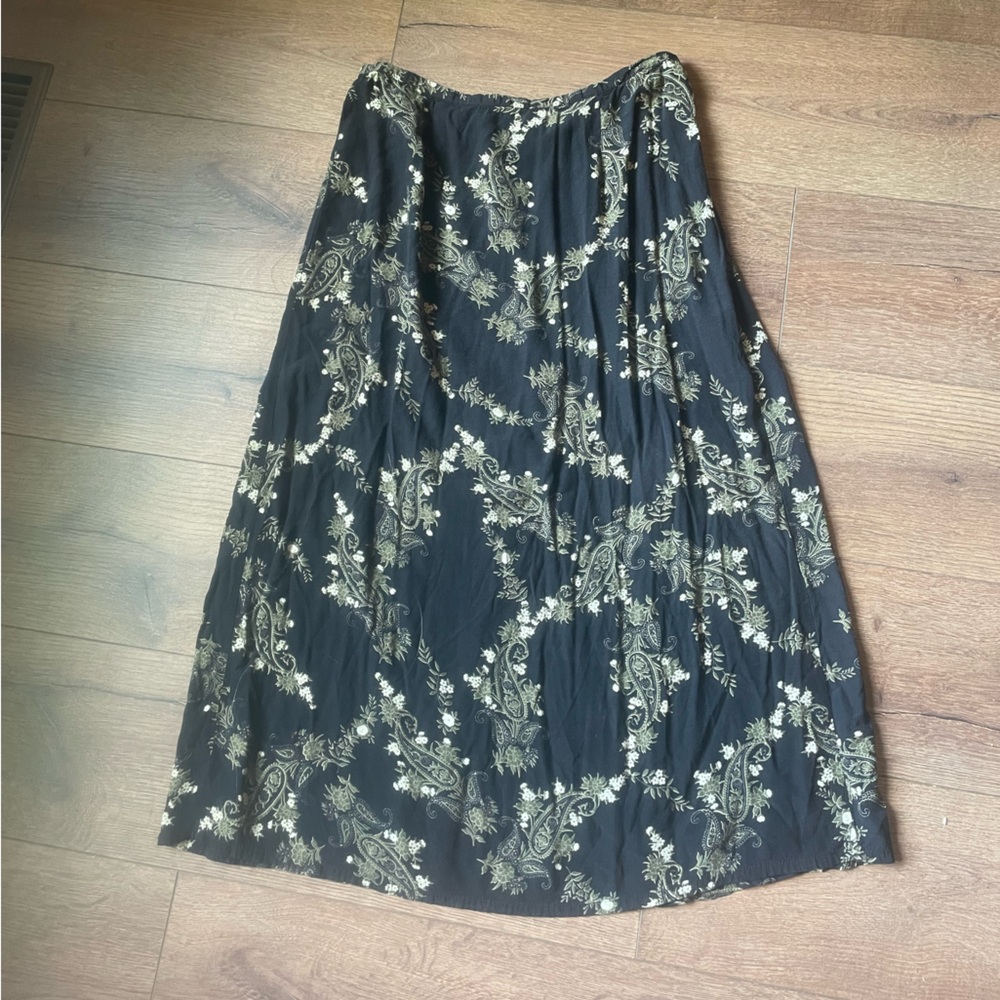 Vintage Studio 10 100% Rayon Maxi Skirt w/ white/green floral and paisley print